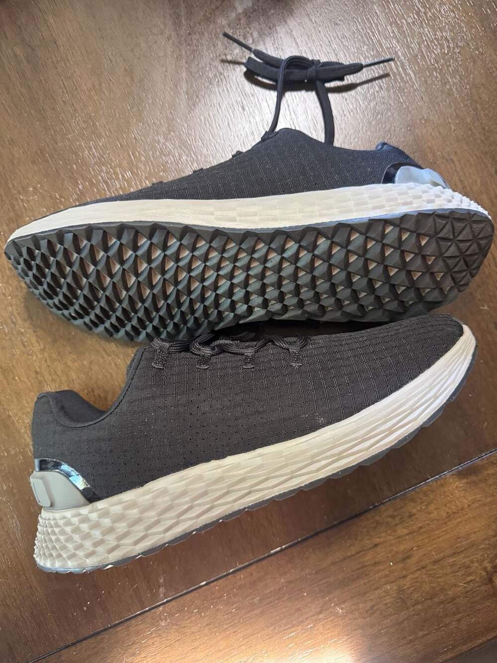 Nobull Allday Knit Size 9.5 Black Sneakers